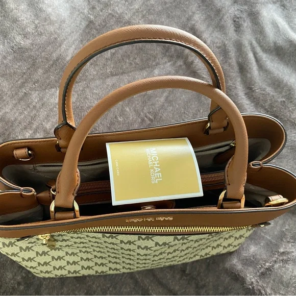 Michael Kors Brown and Cream Logo Tote - Picture 12 of 15